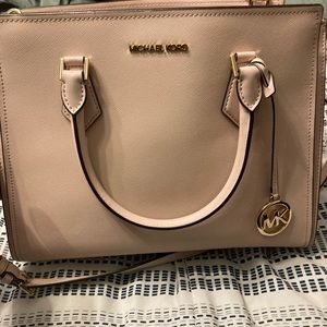 Michael Kors Valerie Medium Satchel